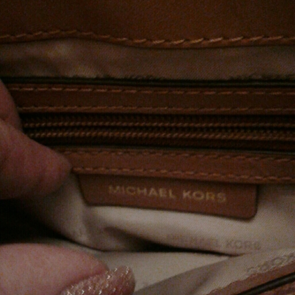 Michael Kors handbag - Picture 4 of 6